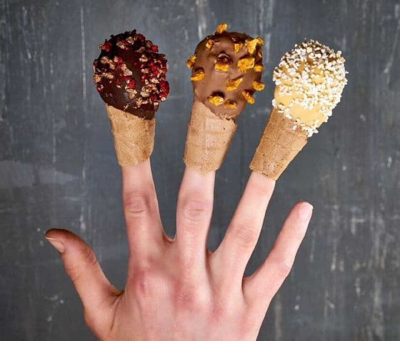 Giapoの新作「指にはめるアイスクリーム」