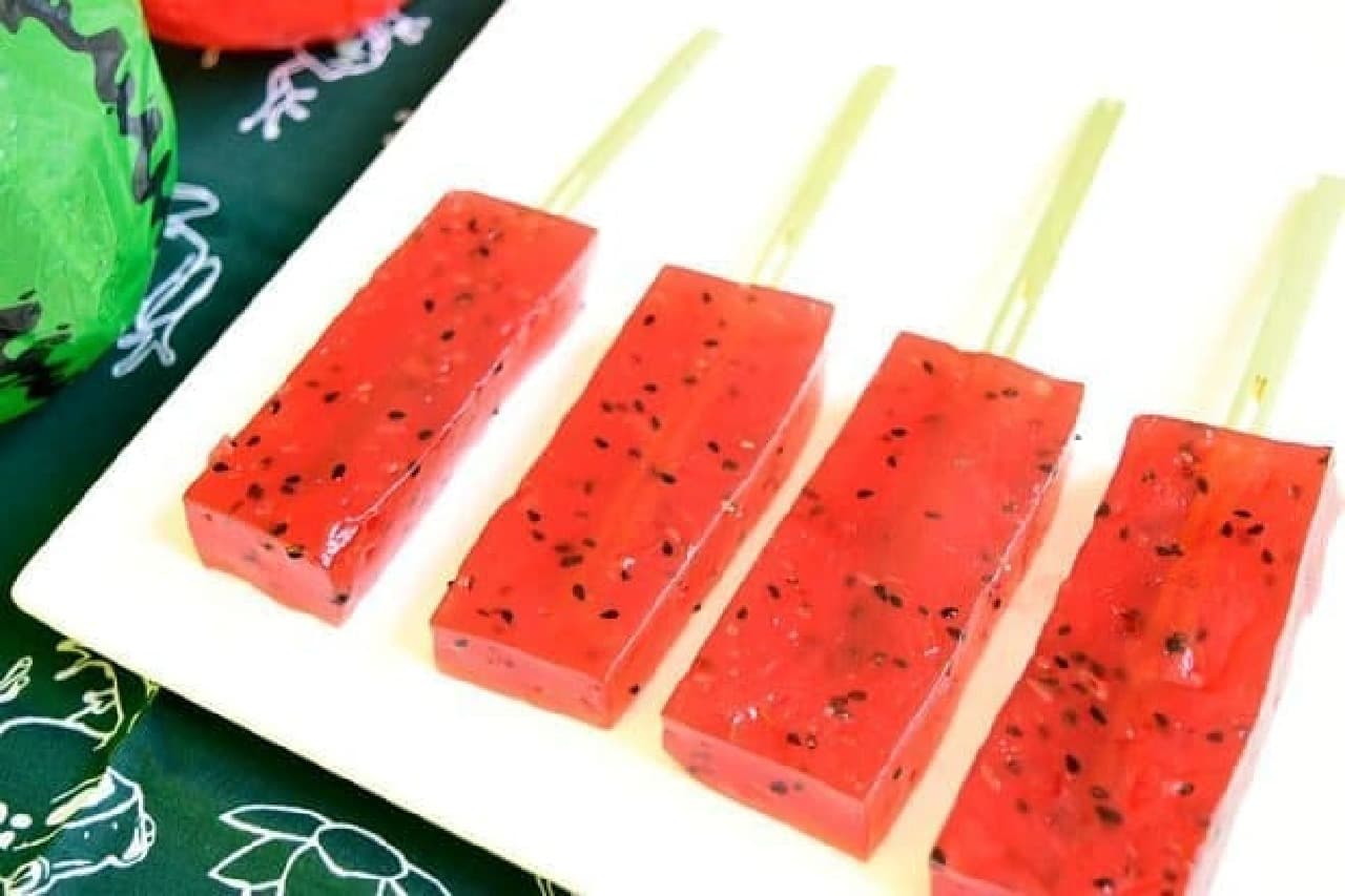 Maruhachi Confectionery "Watermelon Warabimochi"