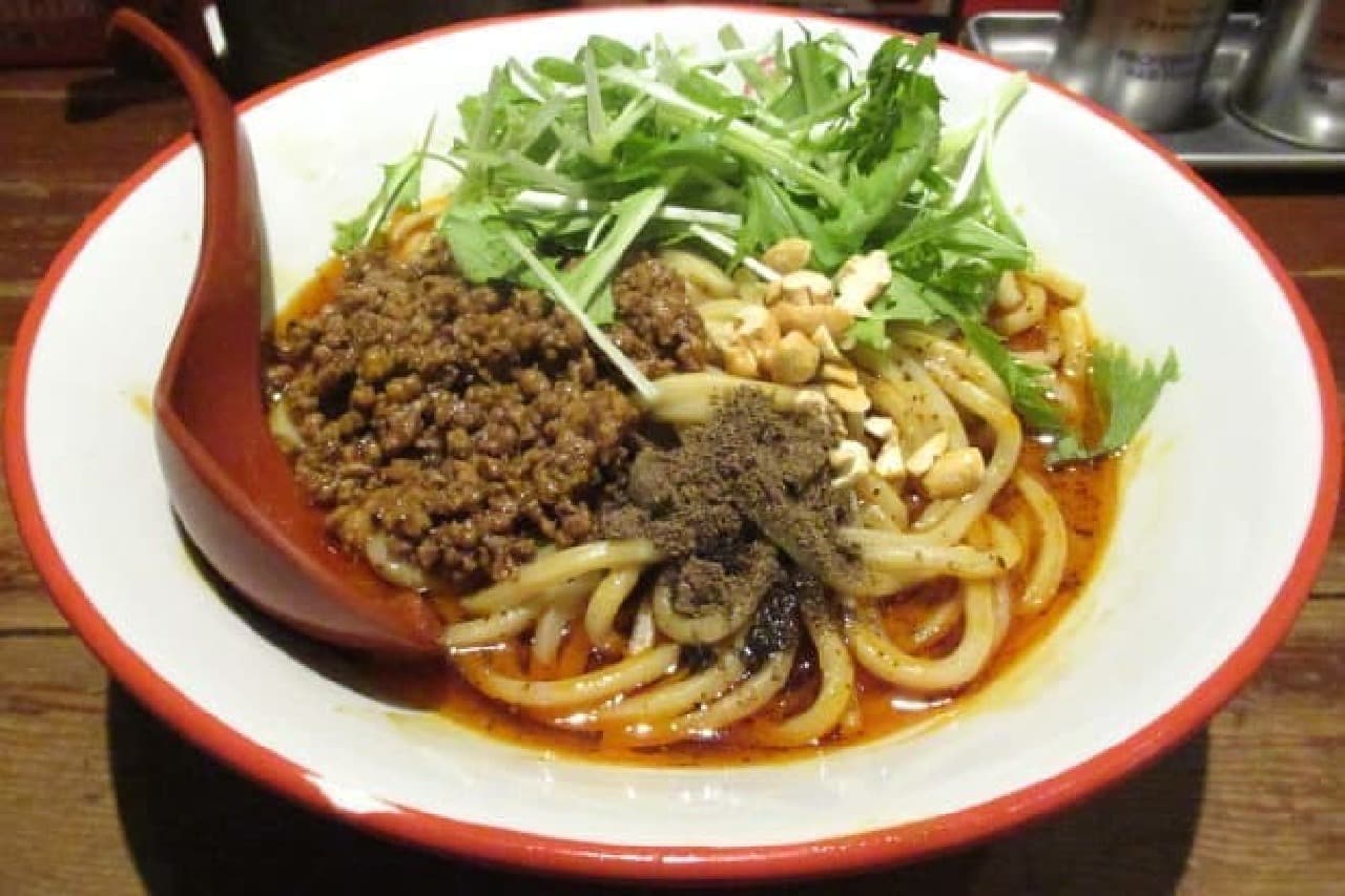 三田製麺所の「汁なし担々麺」