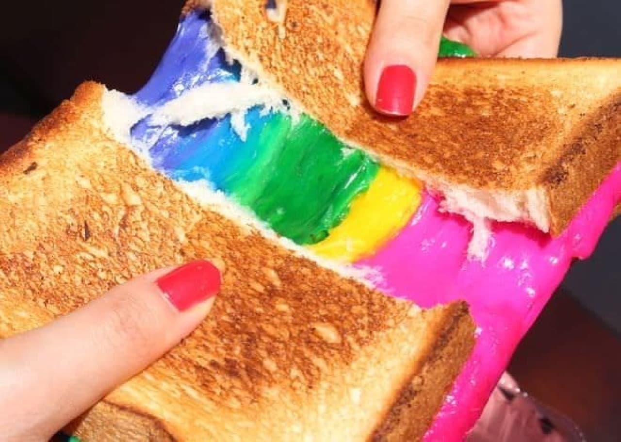 Le Shiner "Rainbow Cheese Sandwich"