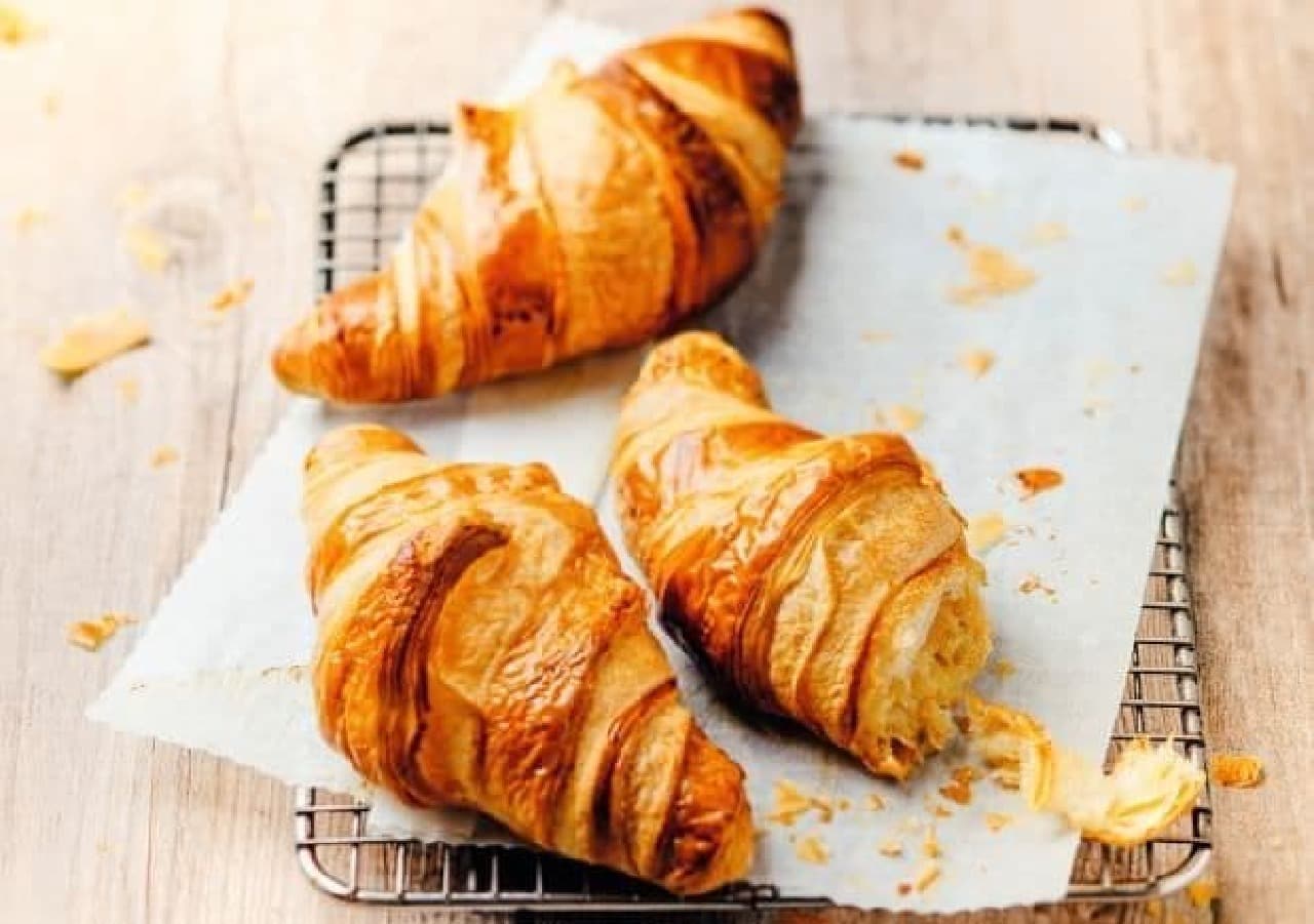 "Picard Croissant WEEK" at Picard, a frozen food specialty store