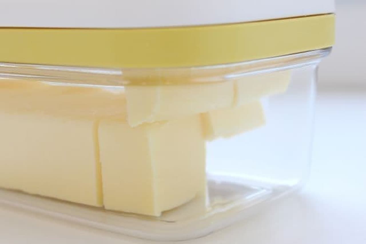 NITORI "Cuttable Butter Case