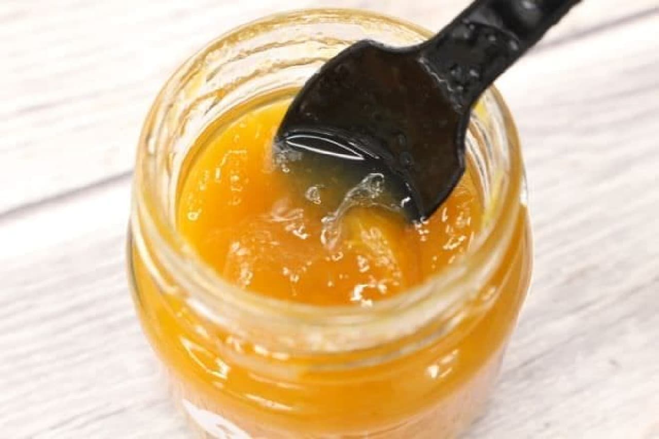 OBISEN mango jam, which you apply and eat yourself