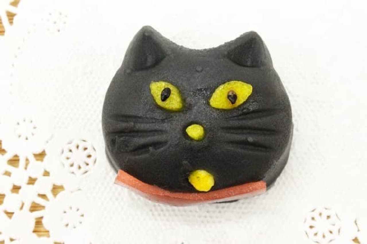 Chateraise's "Halloween Creative Japanese Sweets"