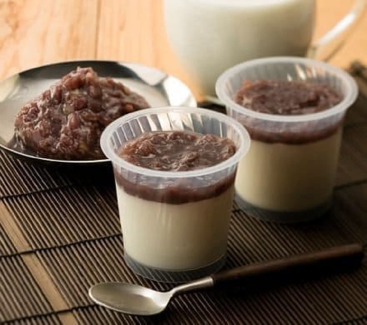 Chateraise "Milk pudding of red beans from Tokachi, Hokkaido"
