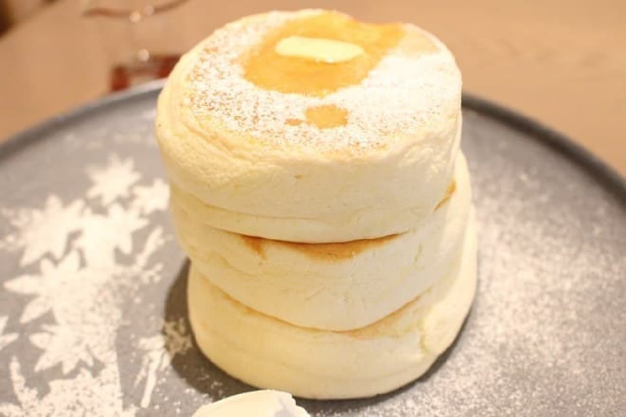 ミカサデコ＆カフェ「ふわふわリコッタチーズパンケーキ」