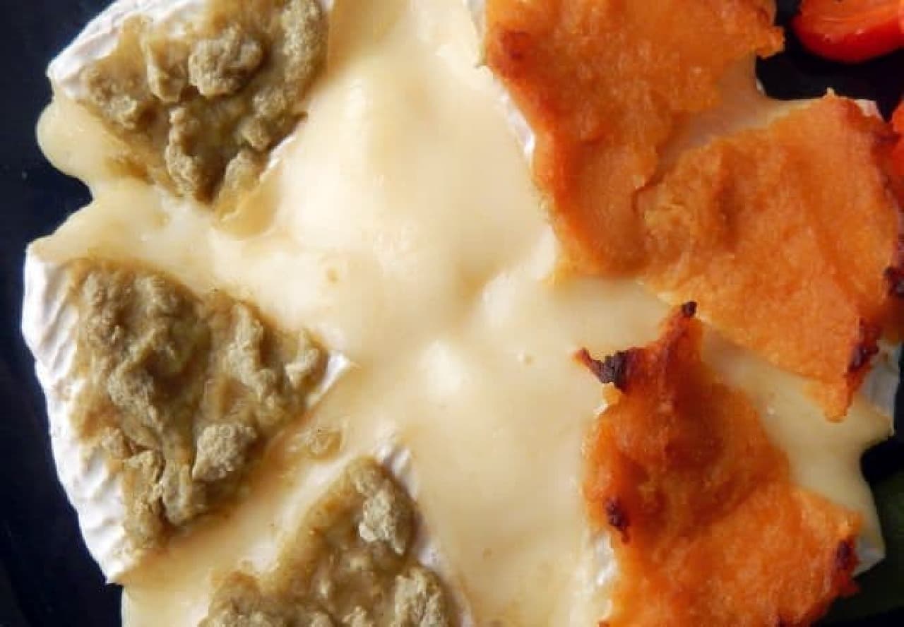 カマンベールチーズを丸ごと使った「炙りカマン」のお酒が進むレシピ