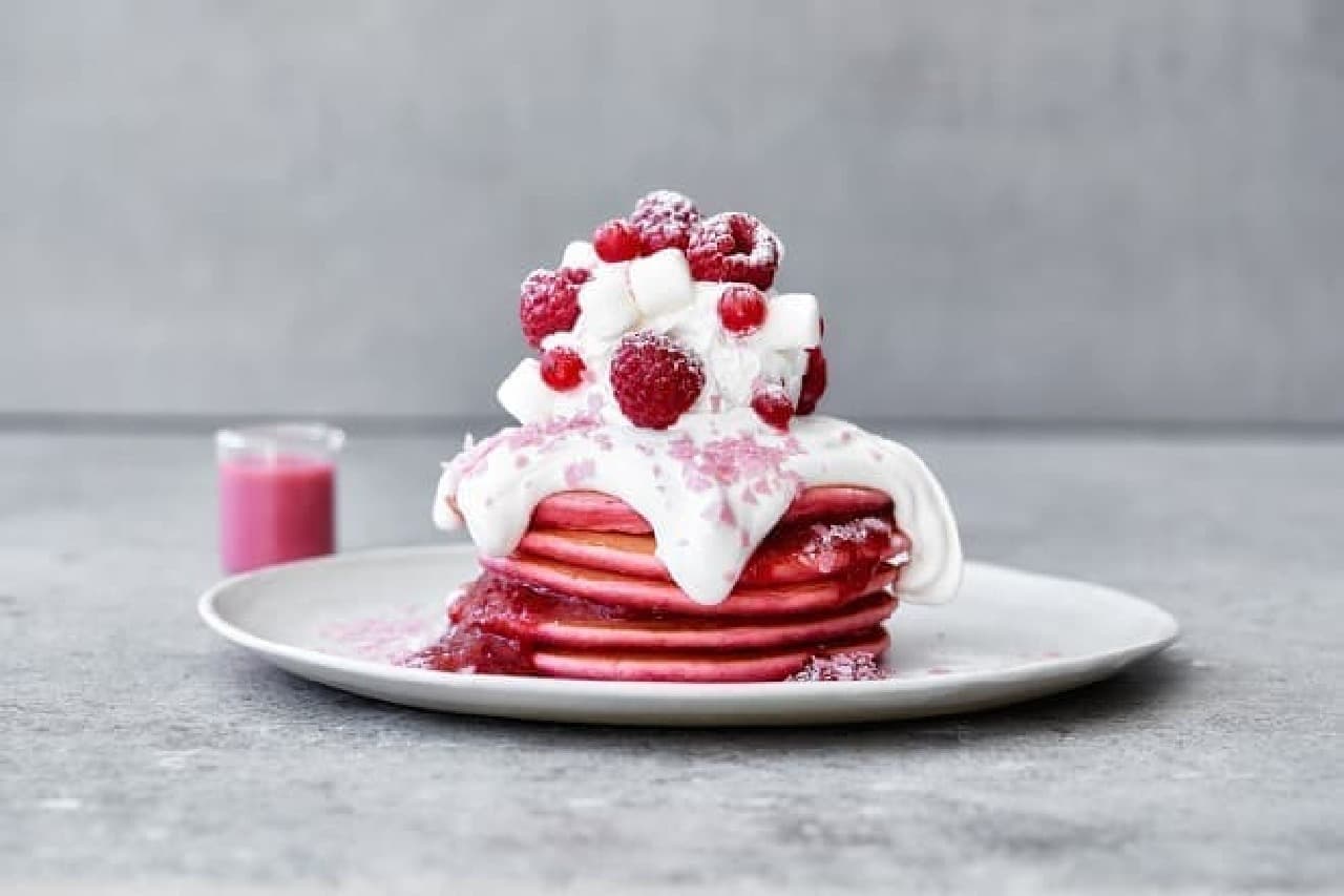 JS Pancake Cafe "Pink Berry Pancake"