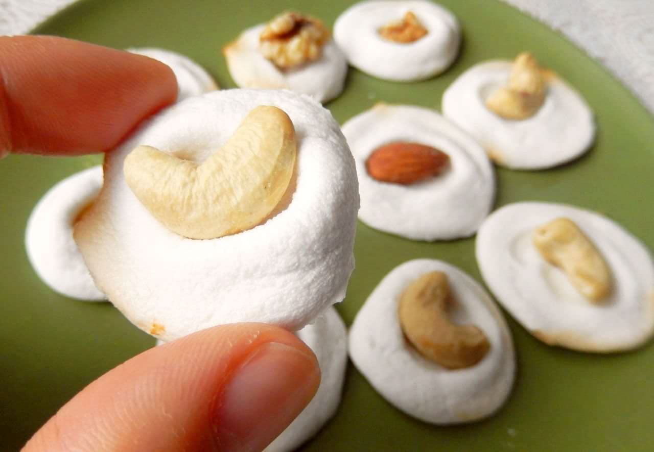 Simple recipe for "marshmallow cookies