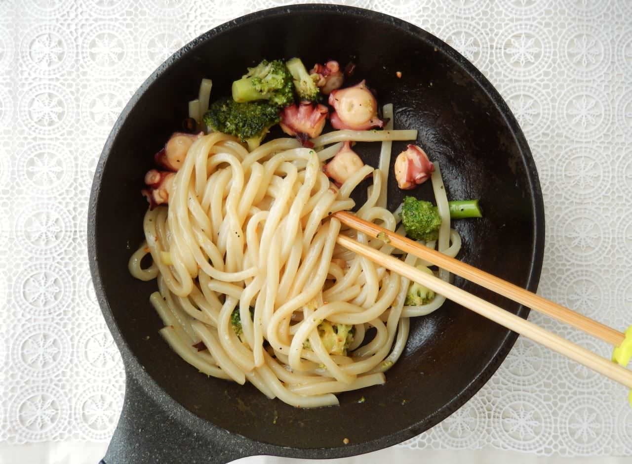 Udon Noodles Peperoncino Style
