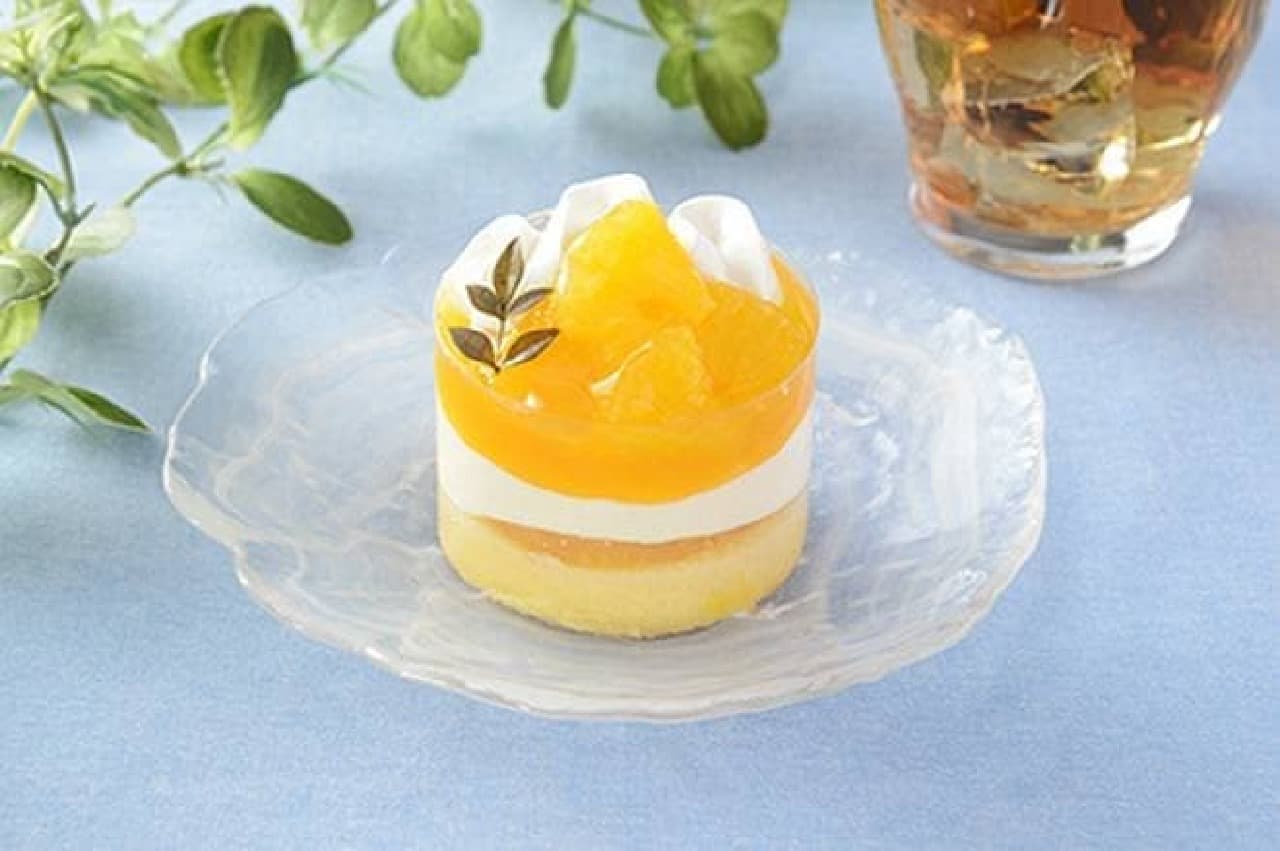 Lawson "Amanatsu Bavarian Cream Supervised by Chef Kihachi Kumagai"