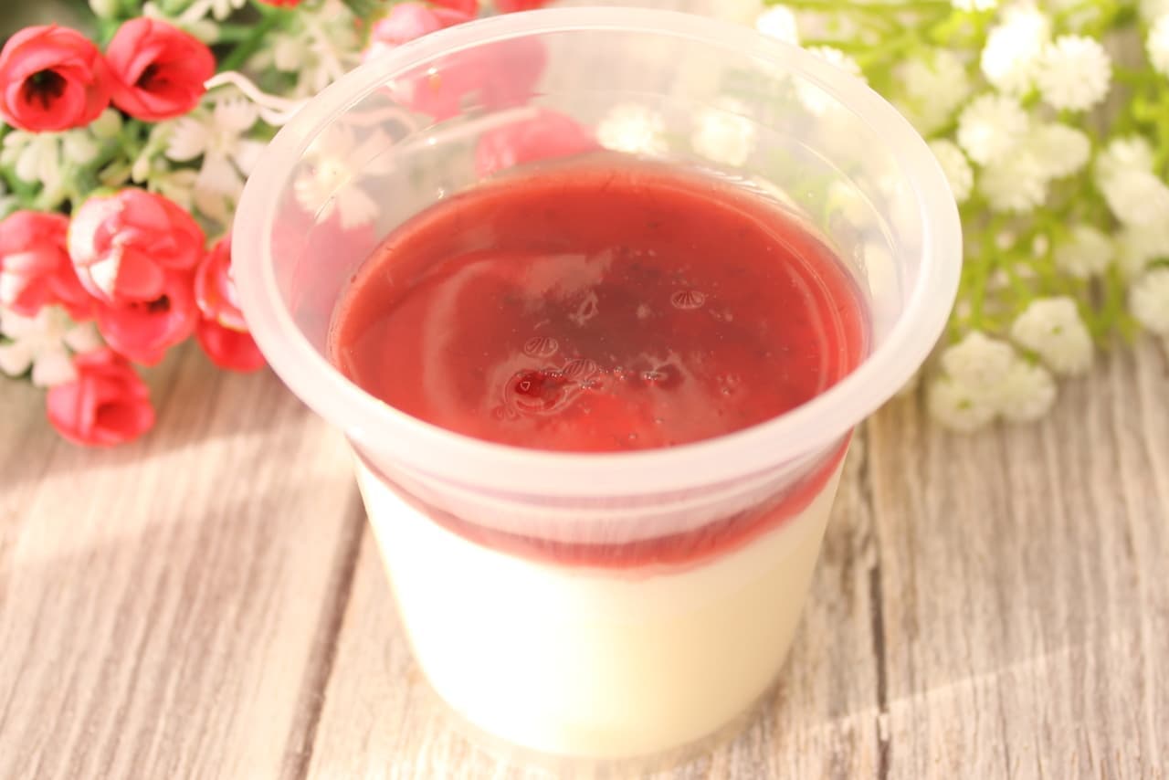 Lawson "Strawberry Milk Pudding"