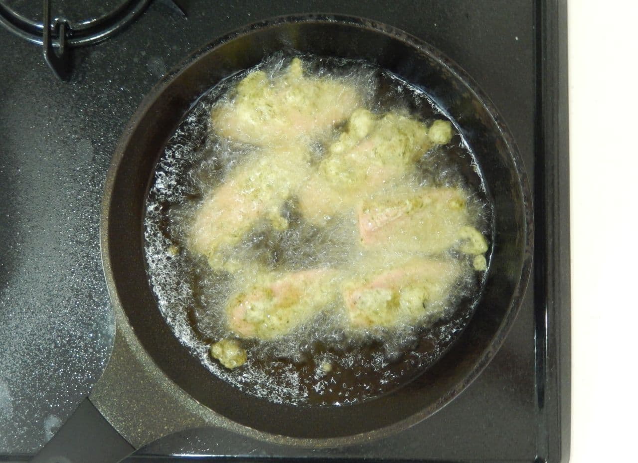 Excellent snack recipe "Deep-fried fish sausage with isobe