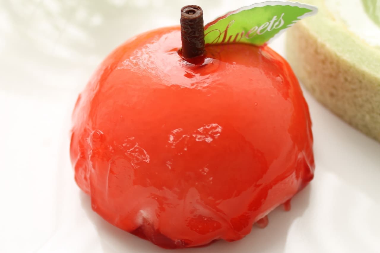 Lawson limited "red apple" "green apple" cake