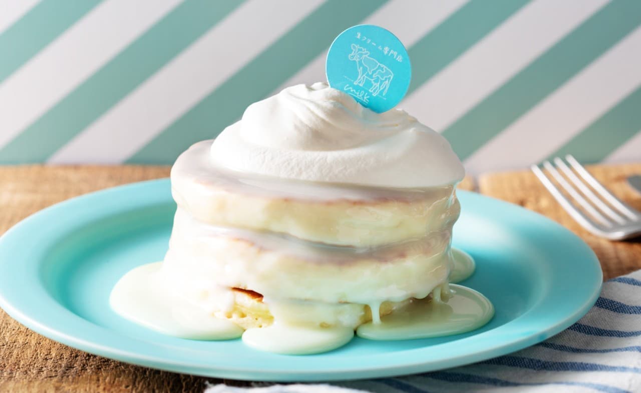 "Ultimate fresh cream milk pancake" at Milk Cafe Harajuku, a store specializing in fresh cream