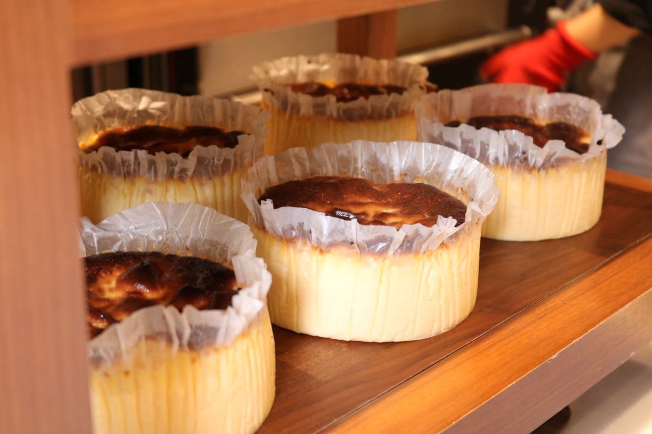 Basque cheesecake at GAZTA in Shirokane-Takanawa