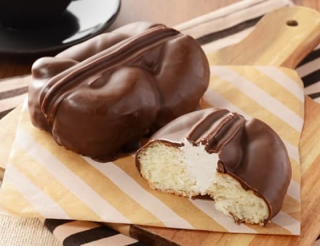 Lawson chocolate whipped donuts