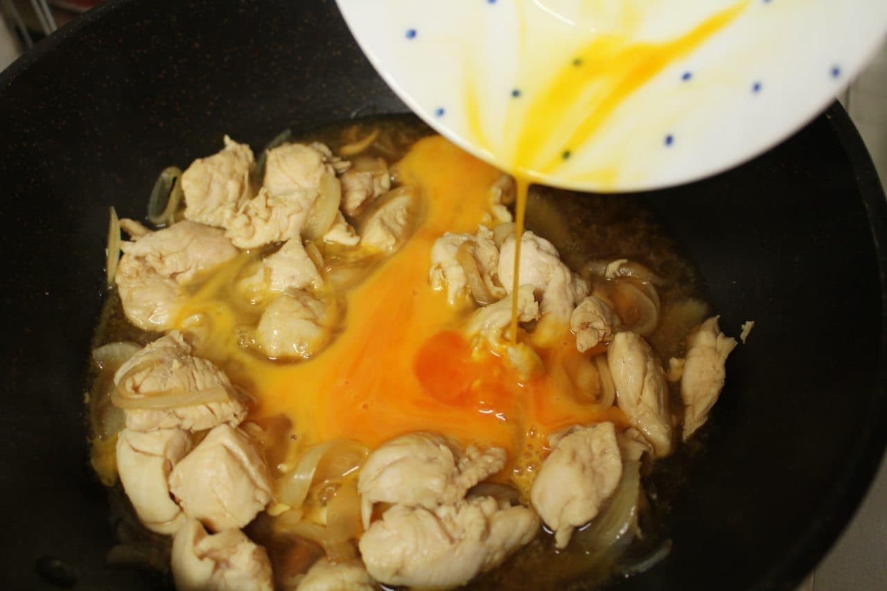 Arranged recipe "Oyako-don with white meat