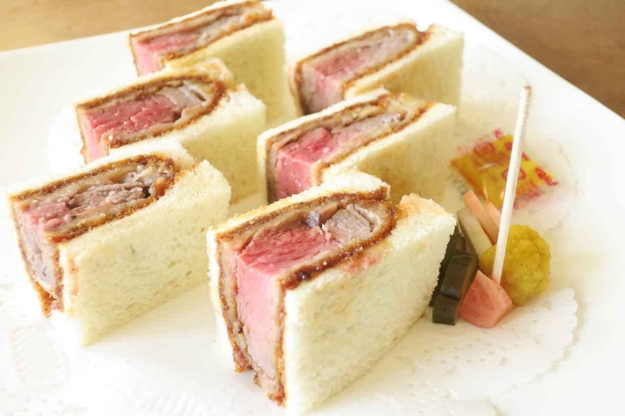Grilled cutlet sandwich