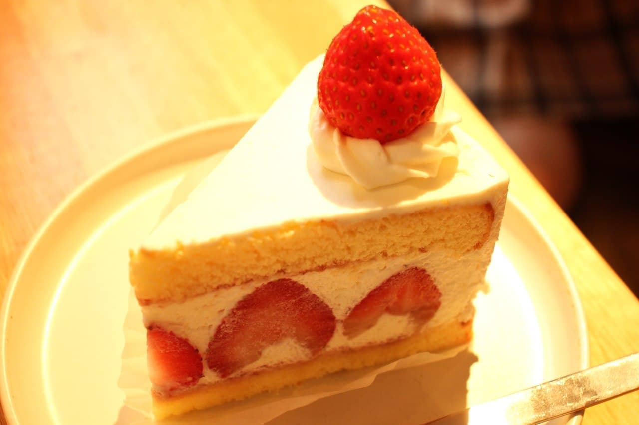 Sangenjaya "strawberry cafe Ichibiko"