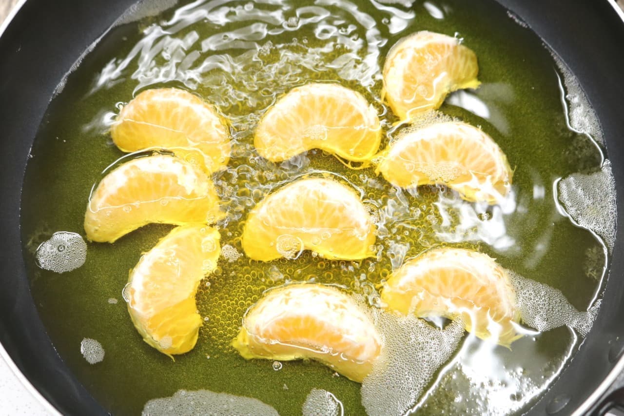 柑橘類の薄皮を簡単にむく方法