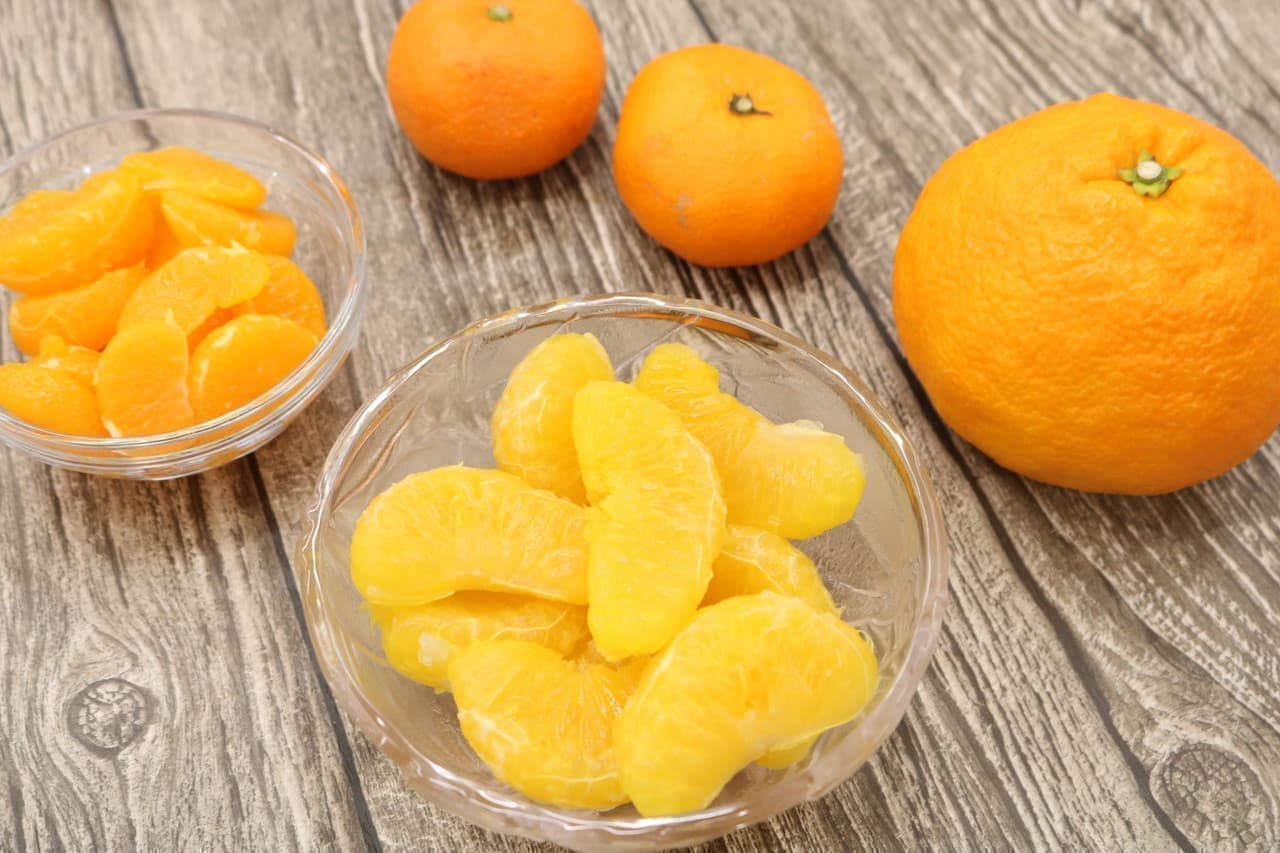 柑橘の薄皮をまとめてむく方法