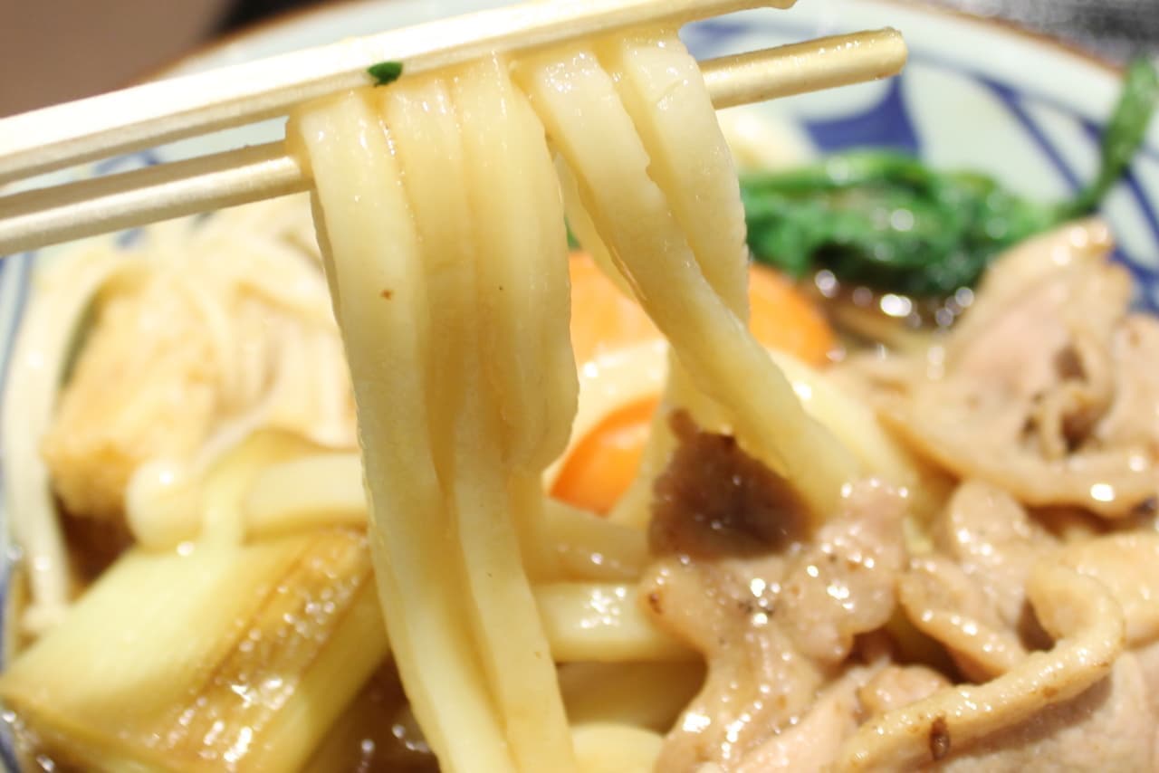 Marugame Seimen's limited-time "duck sukiyaki udon"