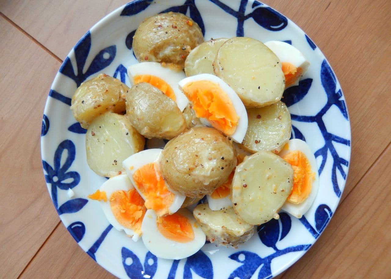 Simple recipe "new potato hot salad"