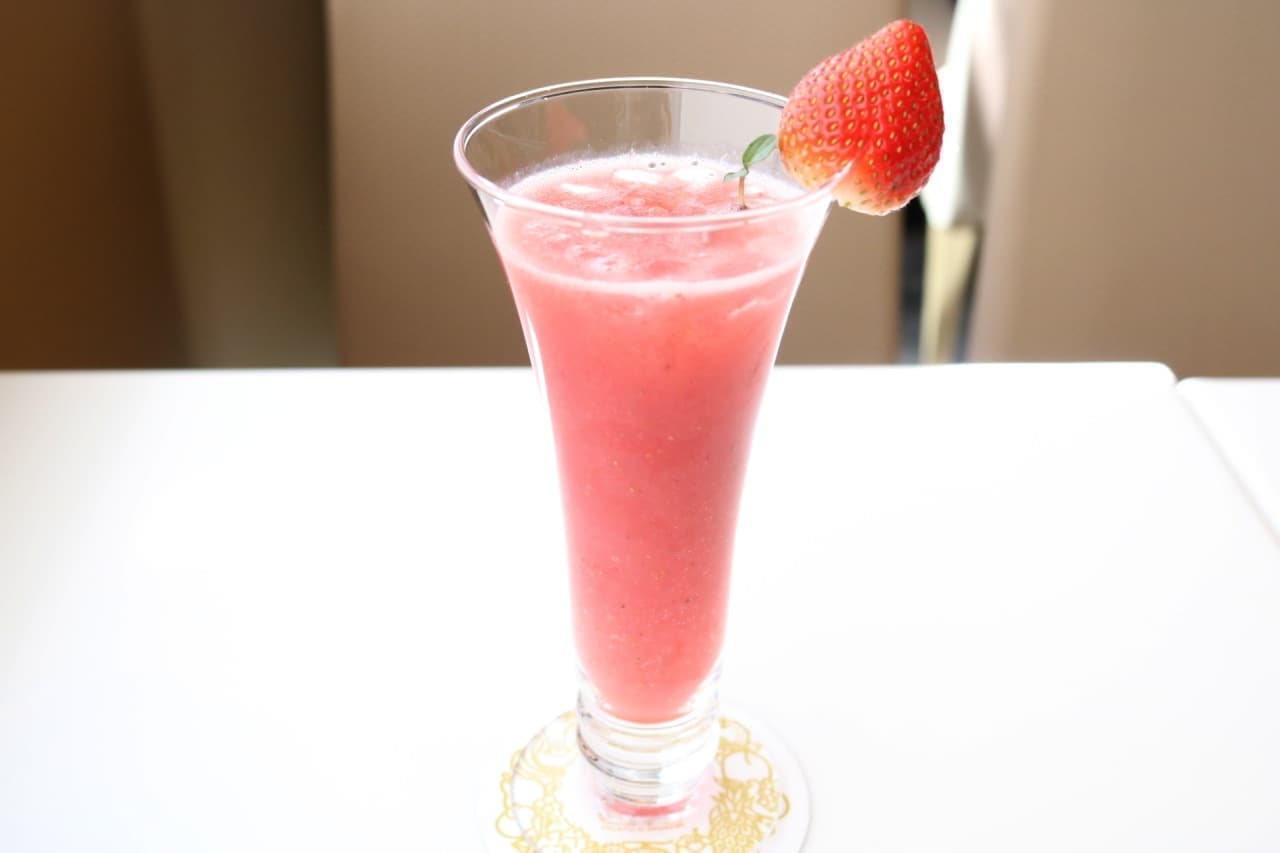 Shibuya Nishimura Fruit Parlor "Strawberry Juice"