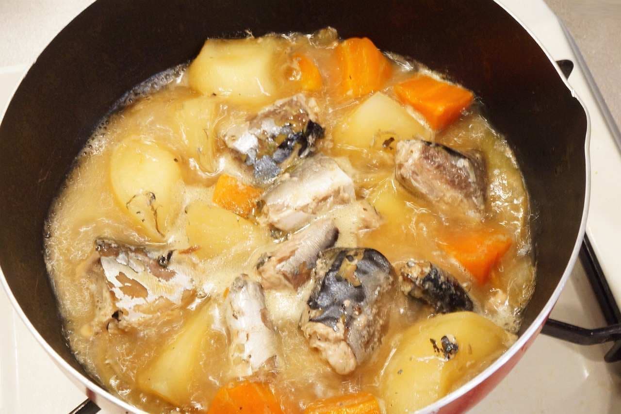 Saba Jaga" using MUJI's "mackerel tail meat boiled in water