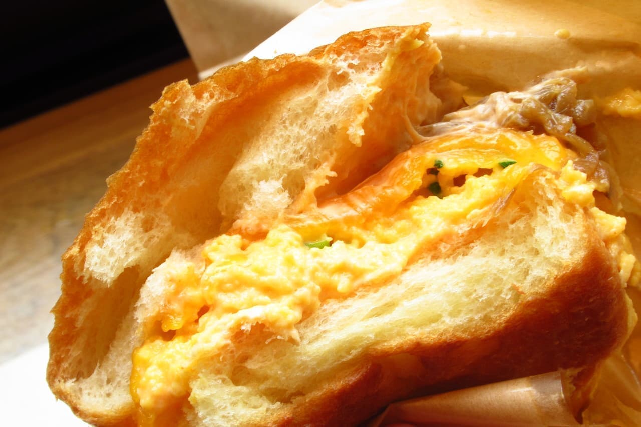 Eggslut egg sandwich
