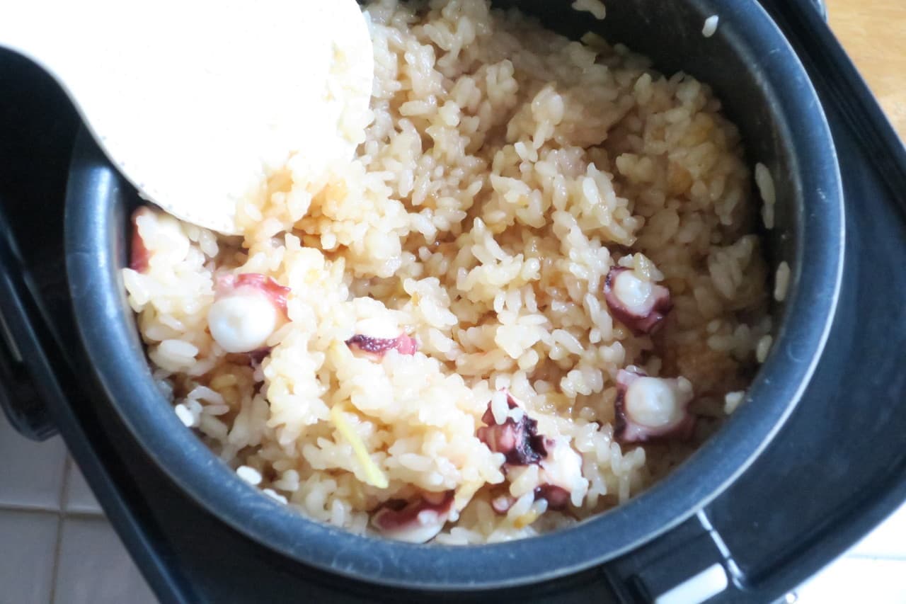 Octopus cooked rice