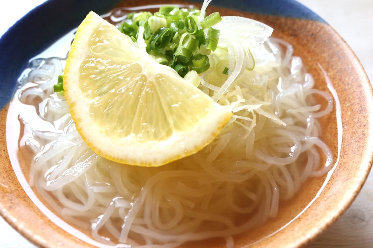 カルディ「レモン冷麺」