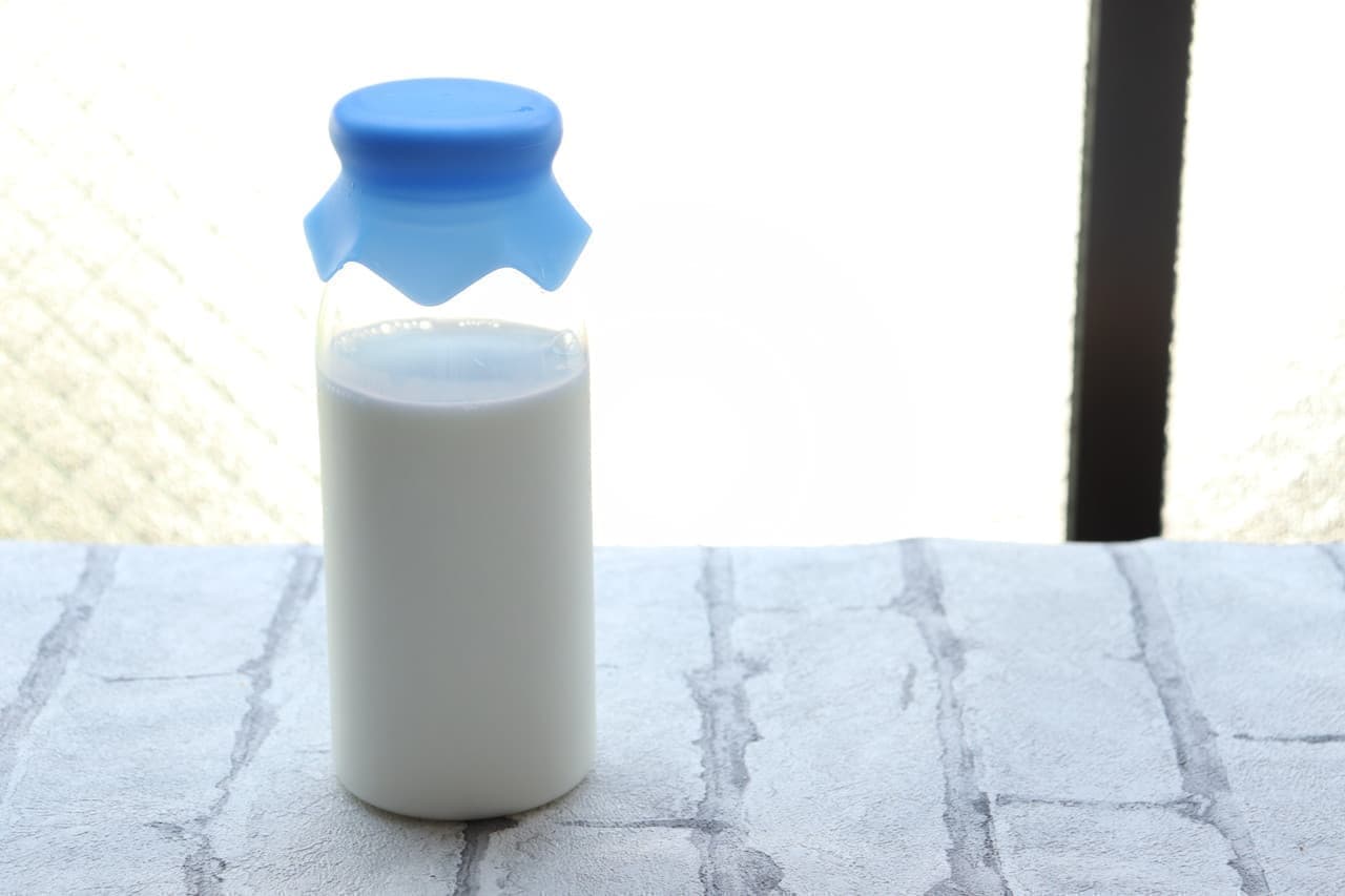キャンドゥ ミルク瓶型ドリンクボトル