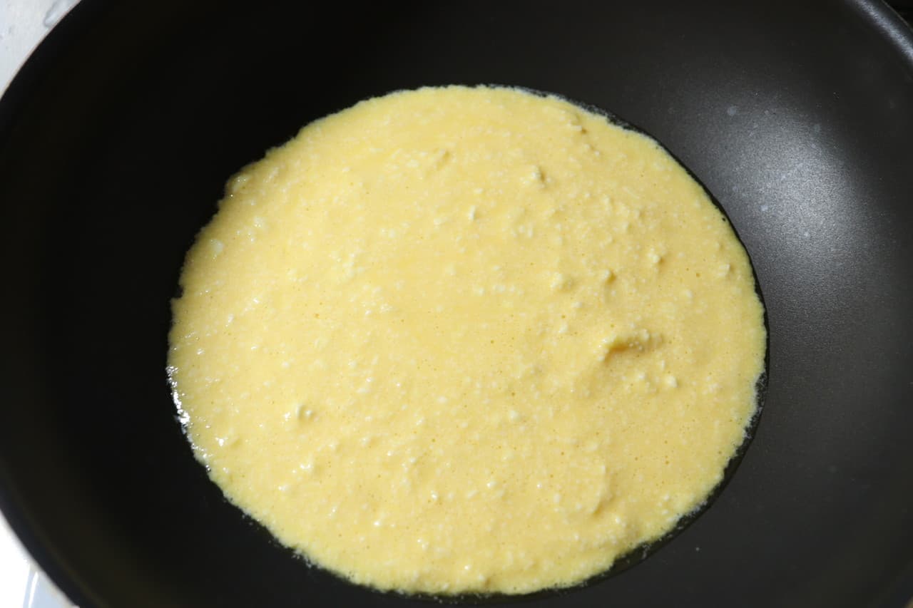 Tofu cheese omelet