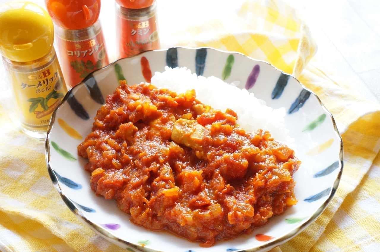 トマト缶を使った「スパイスカレー」が家で簡単に作れるレシピ