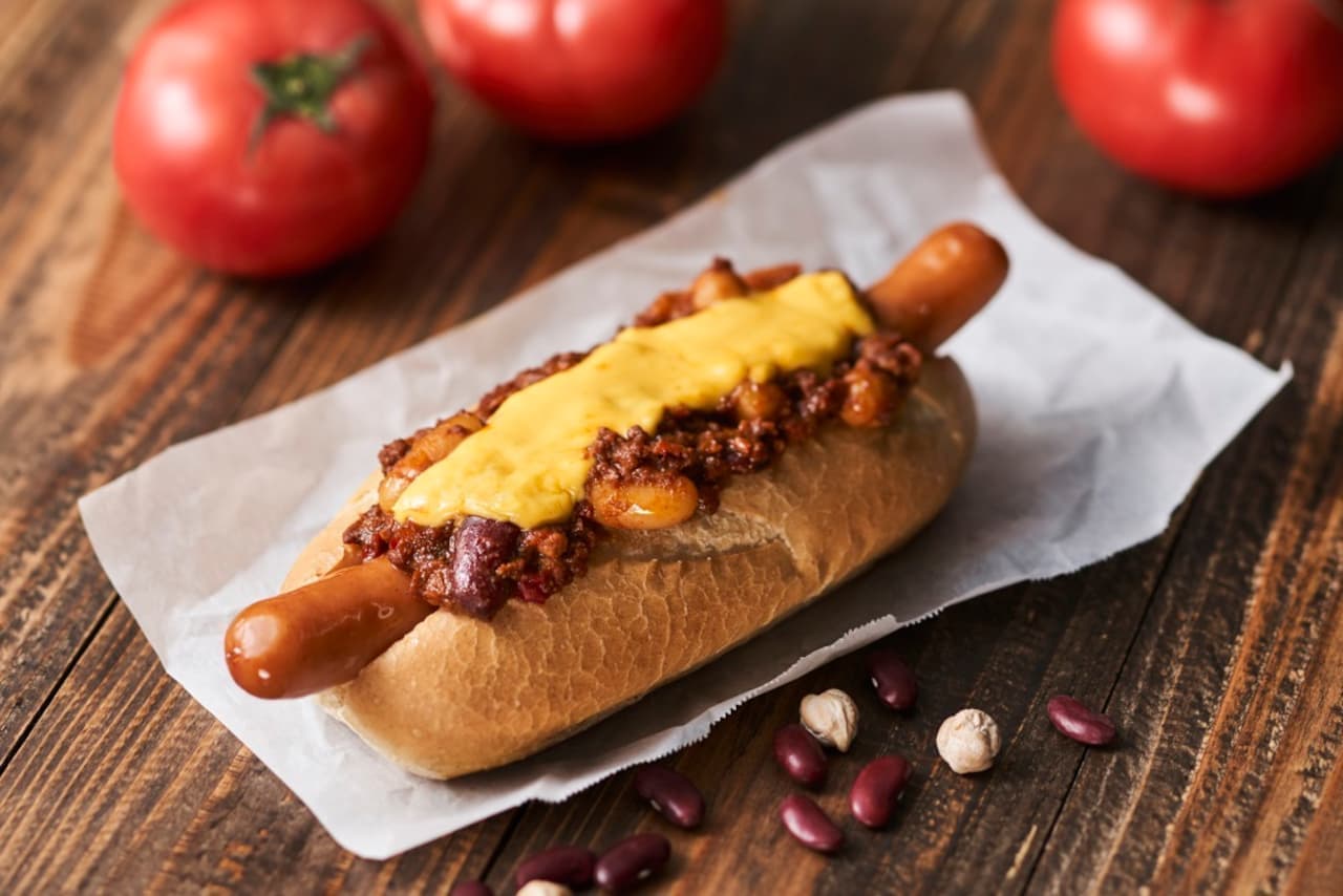 Tully's "Ball Park Dog Chili Con Carne Cheese Melt"