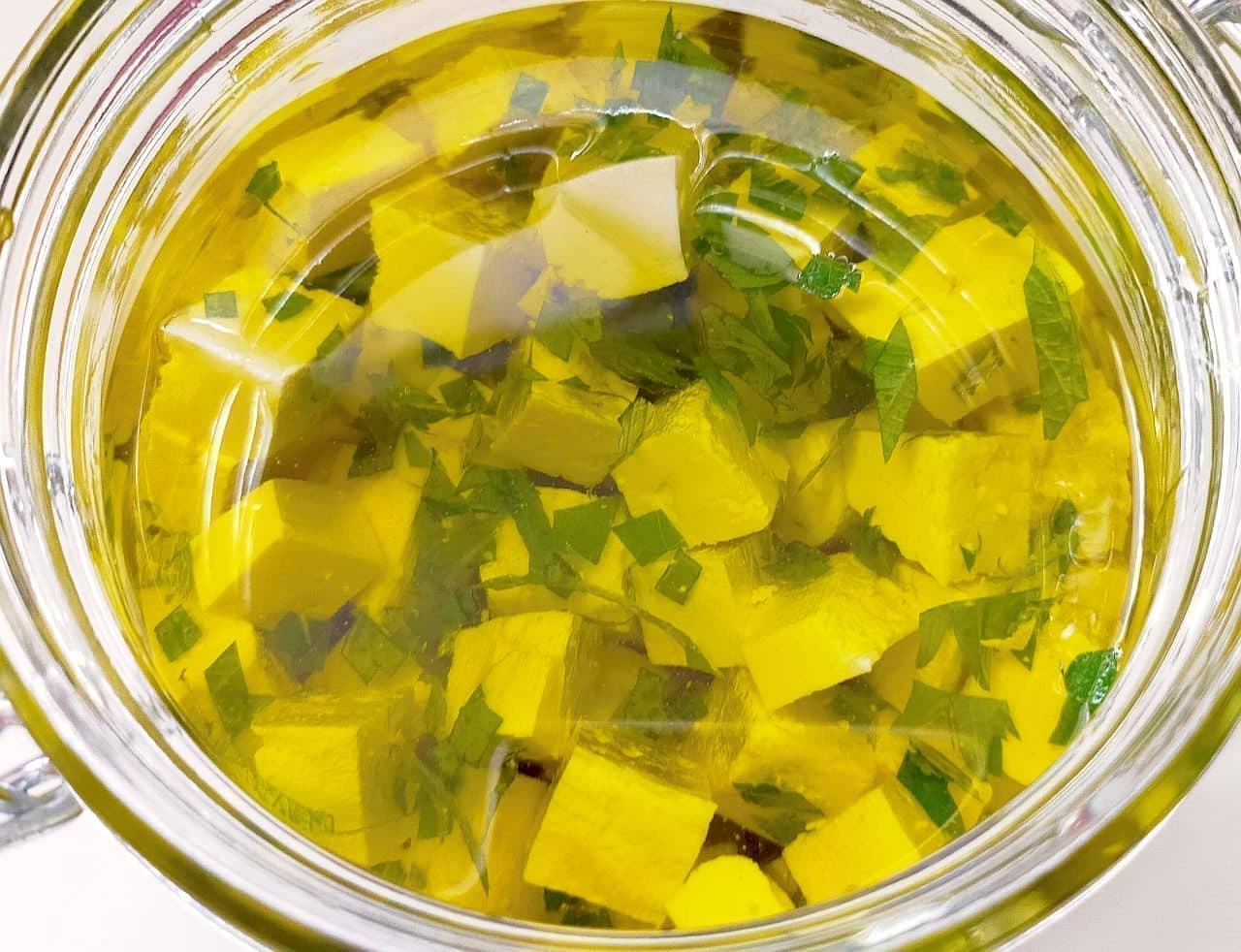 Tofu in olive oil