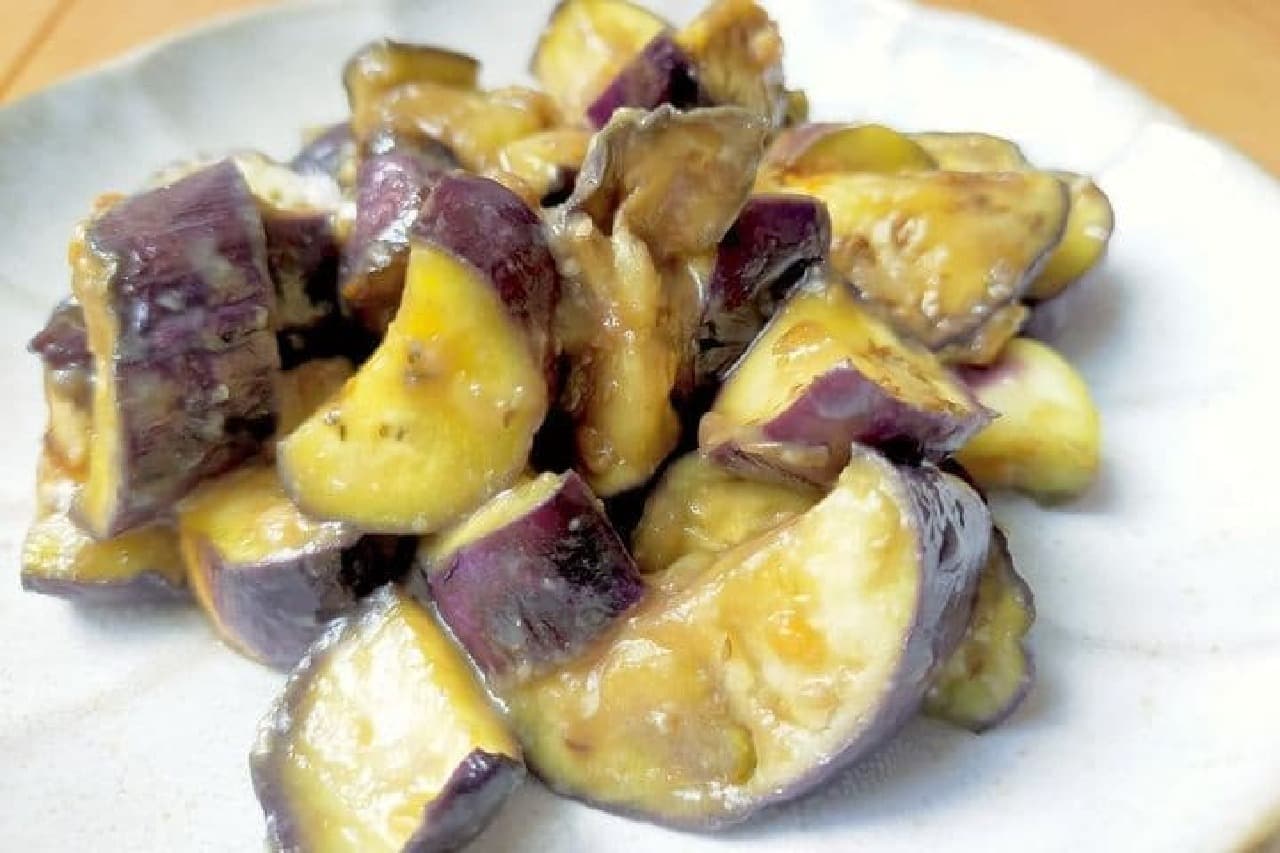 Eggplant is a simple recipe for the leading role
