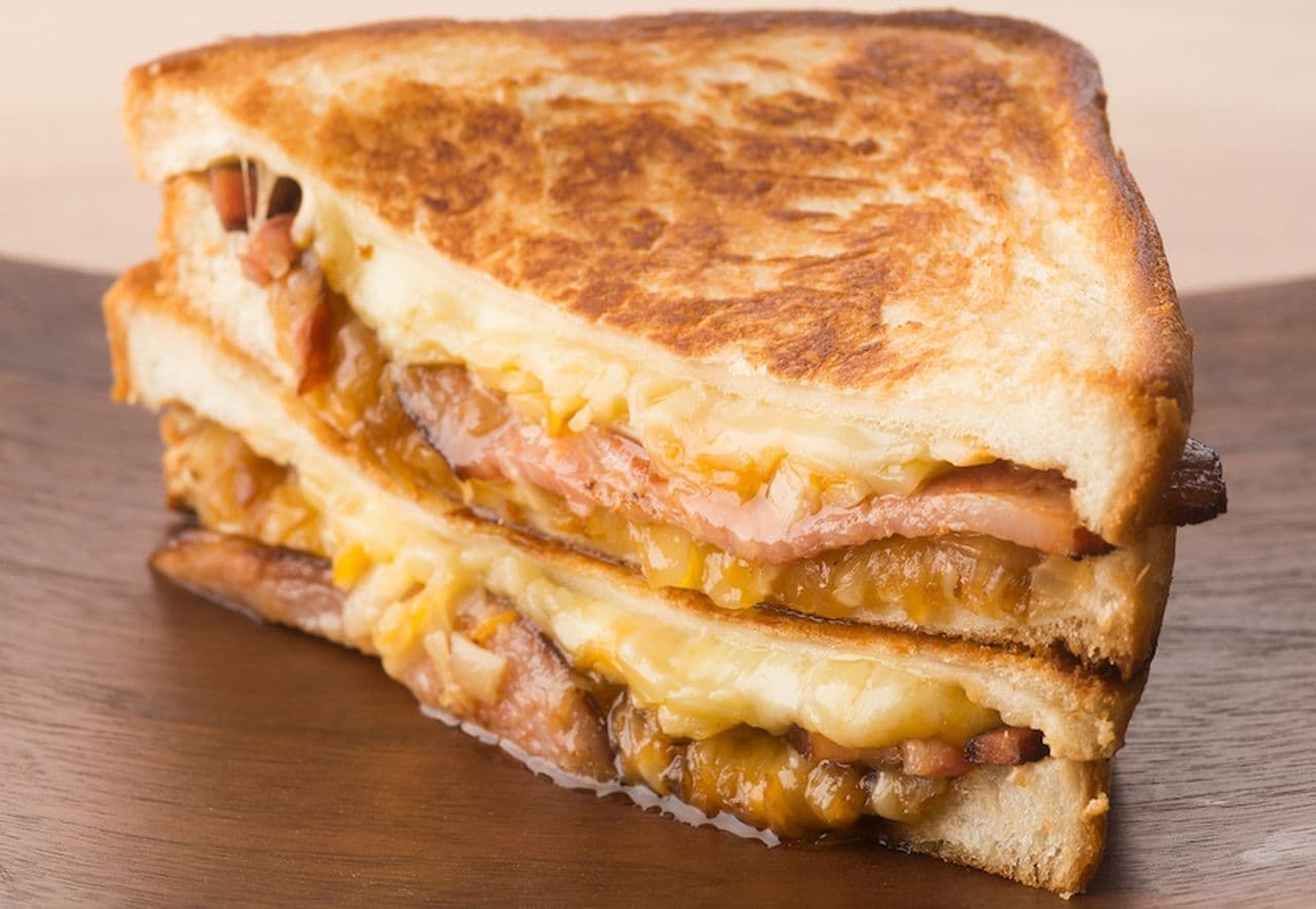 Grilled cheese sandwich brand "Meltyman"