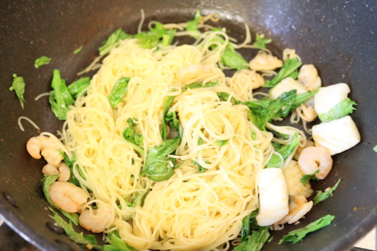 Recipe "Seafood and Mizuna Gochujang Pasta"