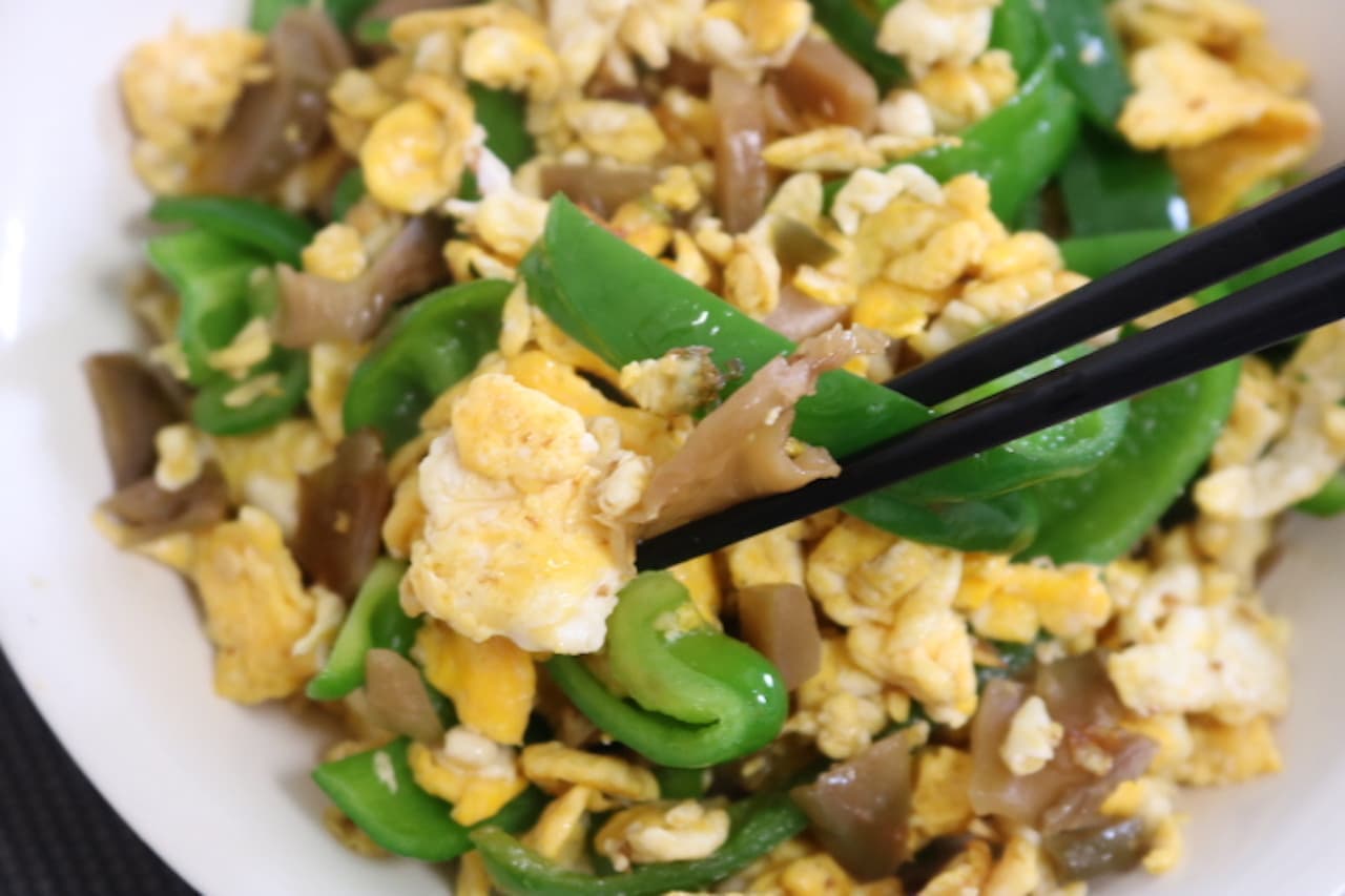 Recipe "Stir-fried peppers and eggs with Zha cai"