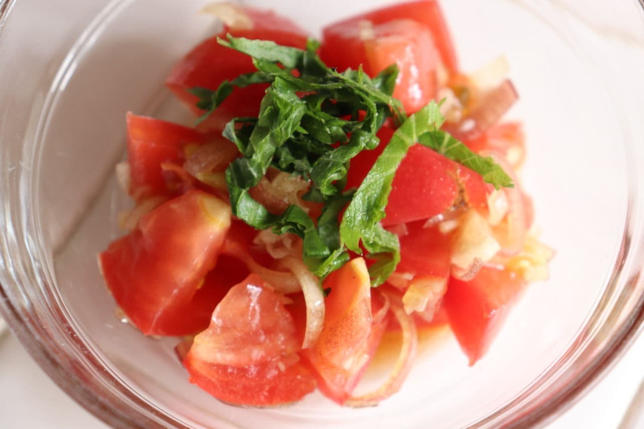 Tomato and Japanese ginger with olive oil and soy sauce
