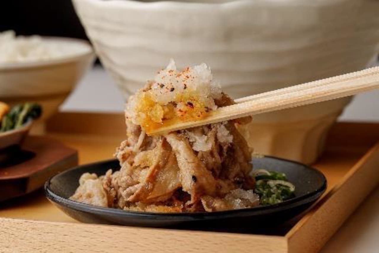 丸亀製麺で「神戸牛すき焼きうどん」「神戸牛づくし膳」