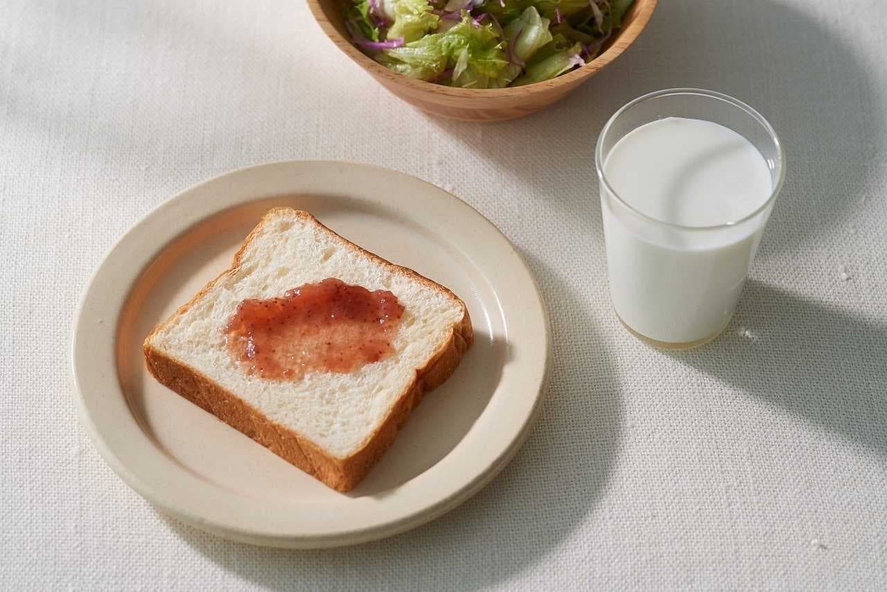牛乳食パン専門店 みるく「東京みるく食パン」
