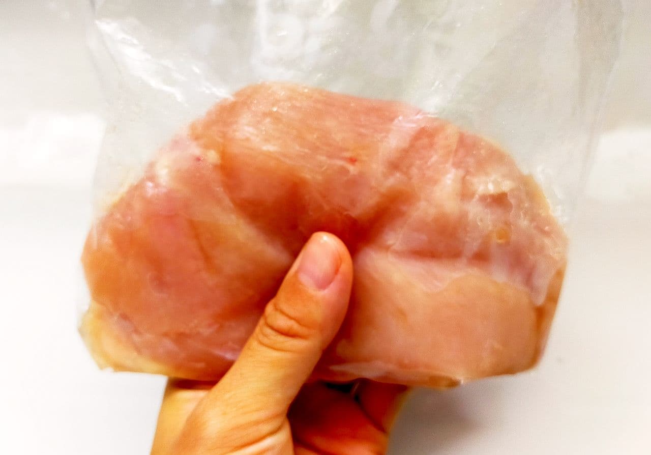 ステップ4 鶏むね肉のしっとり冷凍保存方法