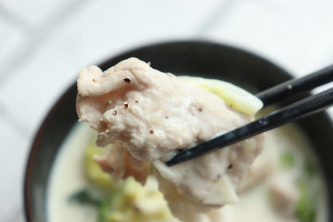Boiled pork and Chinese cabbage in cream