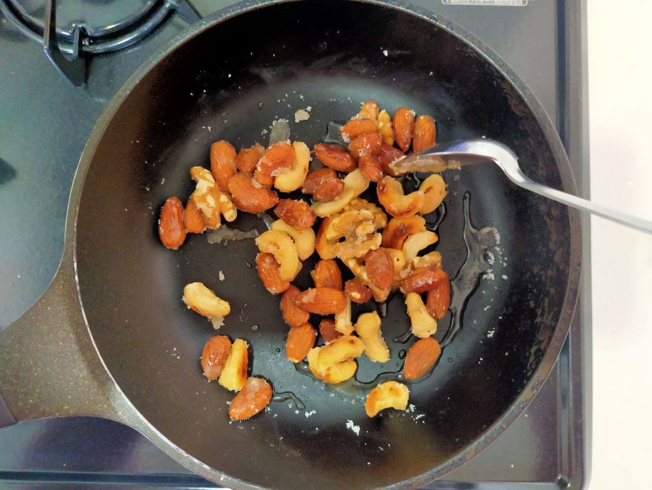 カラメルナッツの簡単レシピ