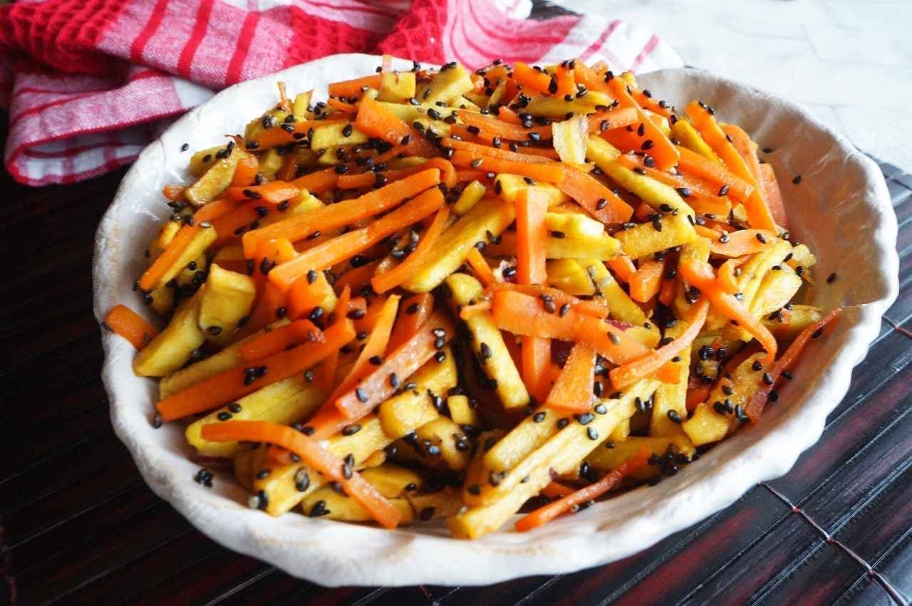 Kinpira of sweet potatoes and carrots