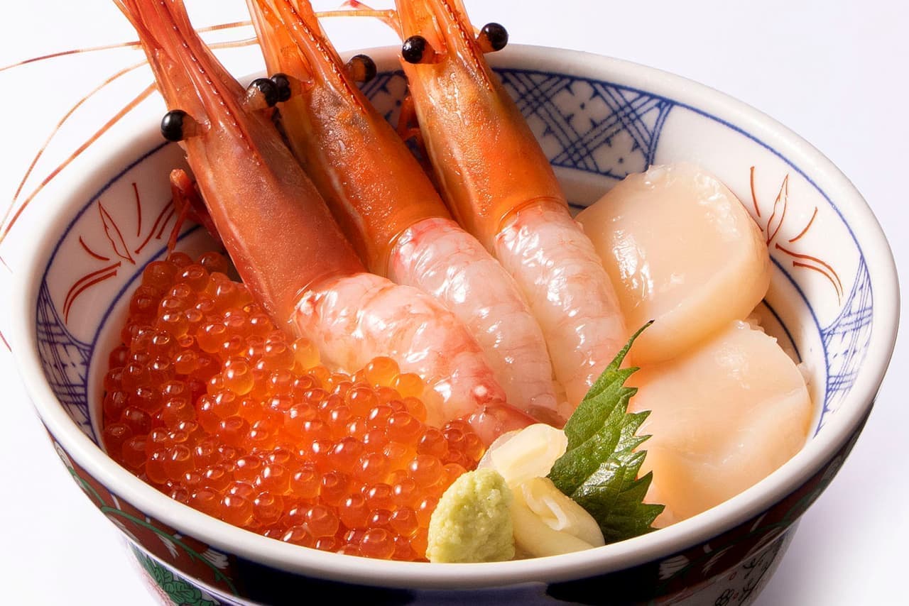 "Botan shrimp" fair at Isomaru Fisheries